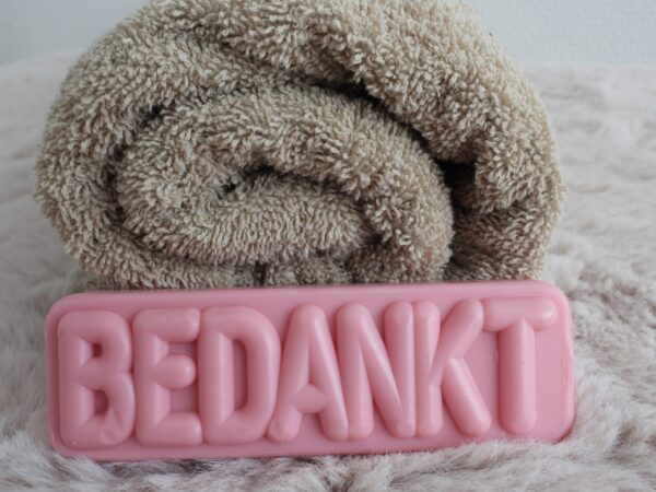 Letterzeep "BEDANKT" 80g